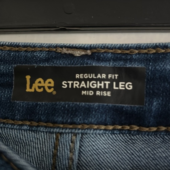 Lee Jeans, Regular Fit, Straight Leg, Mid Rise, Women's 12 - Picture 3 of 6